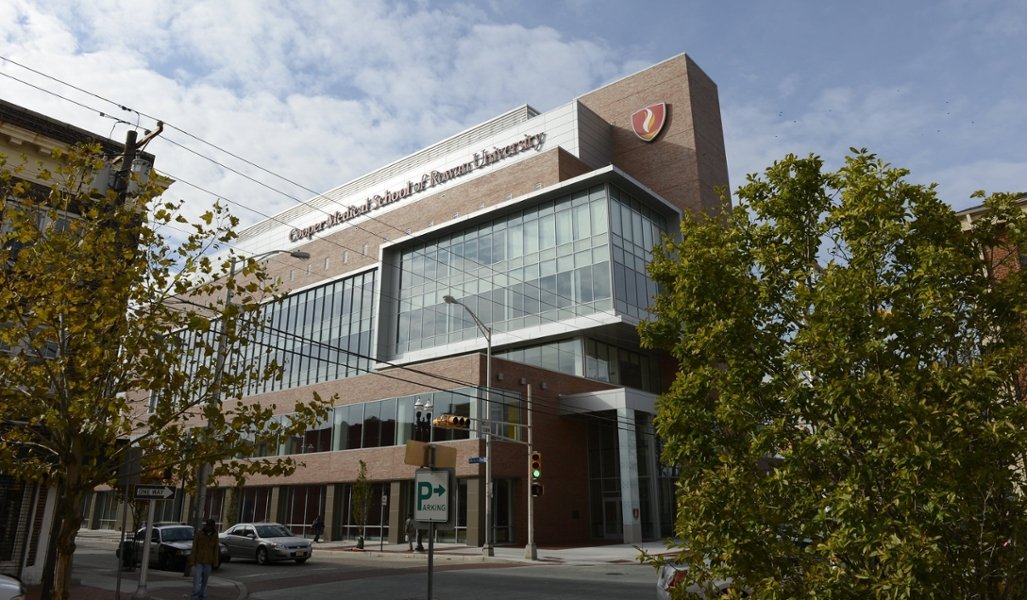 A photo featuring the exterior of the CMSRU Medical Education Building.