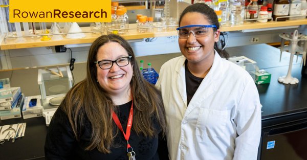 A photo featuring Diana Martinez, PhD and a student that works in her lab. 