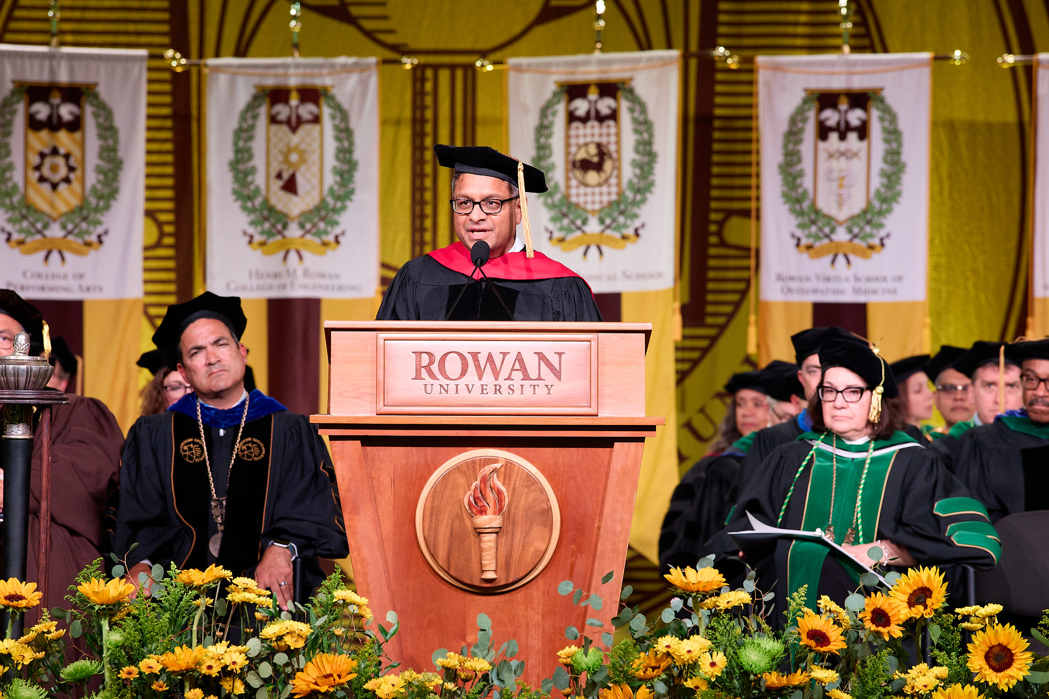 Dr. Sanjay Desai provides the keynote address to the Class of 2025.